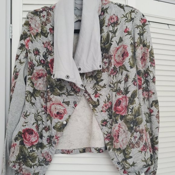 Fitted Sweater Jacket - Picture 1 of 3